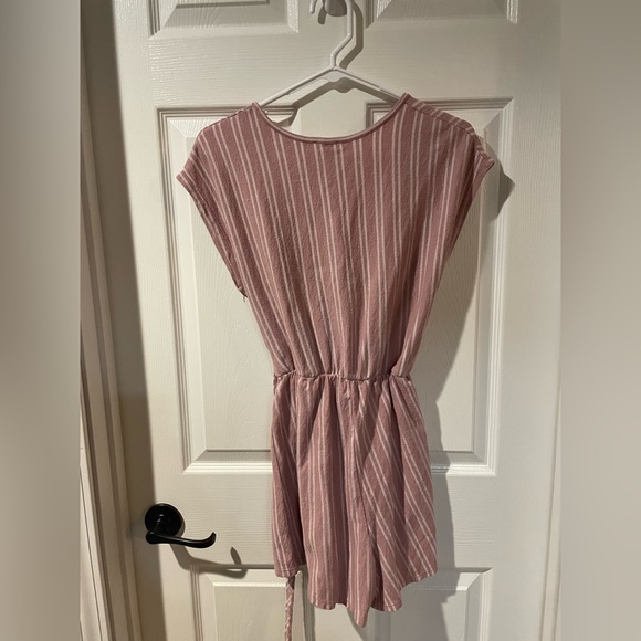 Pink romper - Picture 2 of 3